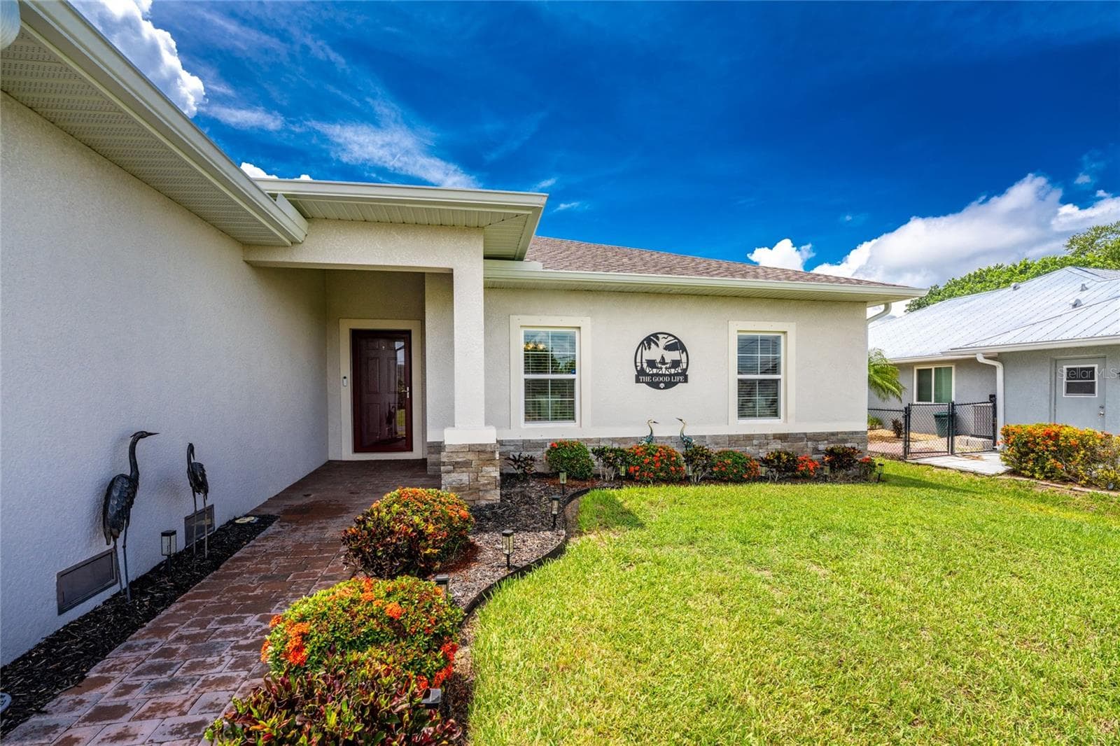 Single Family Residence at 93 MARK TWAIN LN, ROTONDA WEST, photo 8 of 58