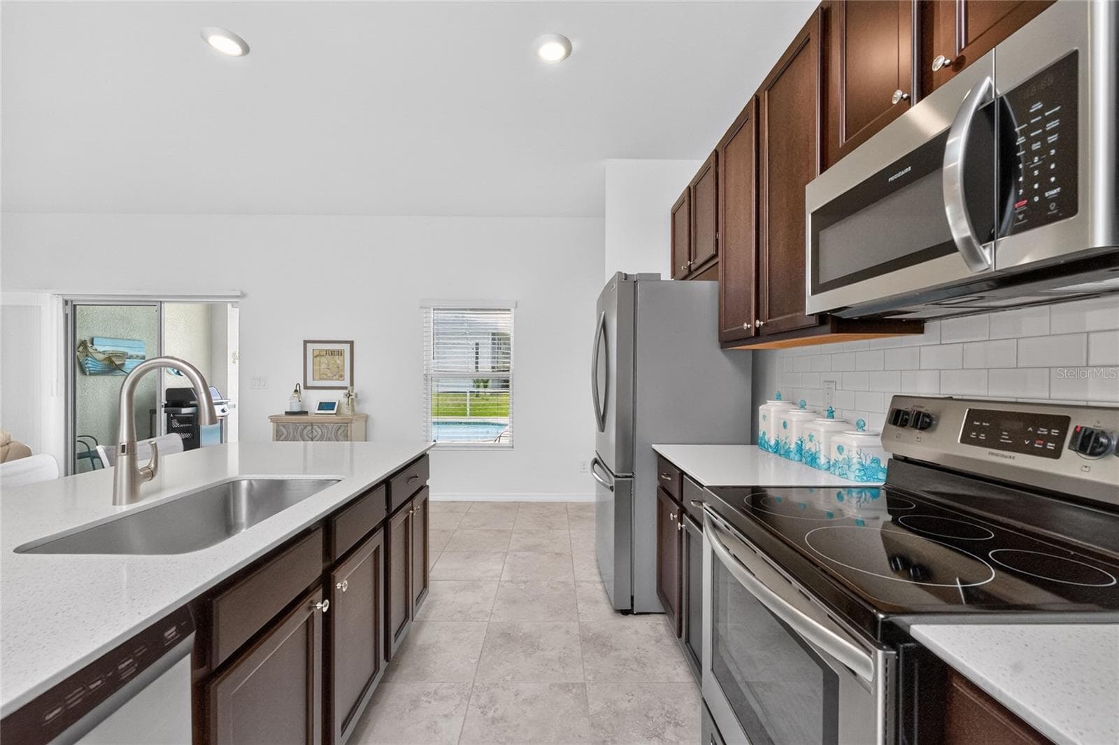 Single Family Residence at 93 MARK TWAIN LN, ROTONDA WEST, photo 20 of 58