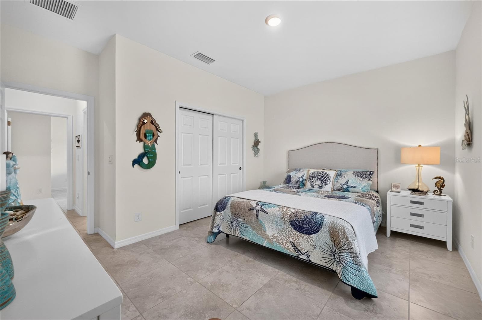 Single Family Residence at 93 MARK TWAIN LN, ROTONDA WEST, photo 28 of 58