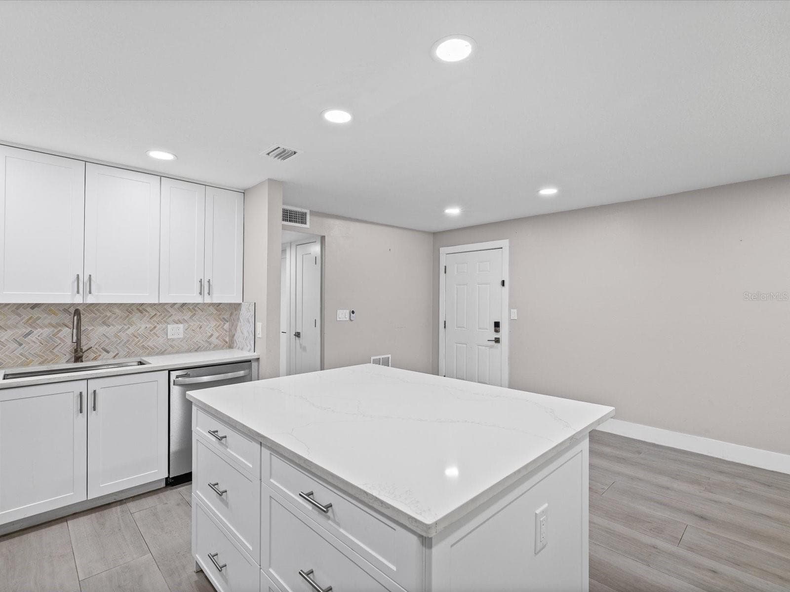 Condominium at 4335 AEGEAN DR #128A, TAMPA, photo 21 of 62