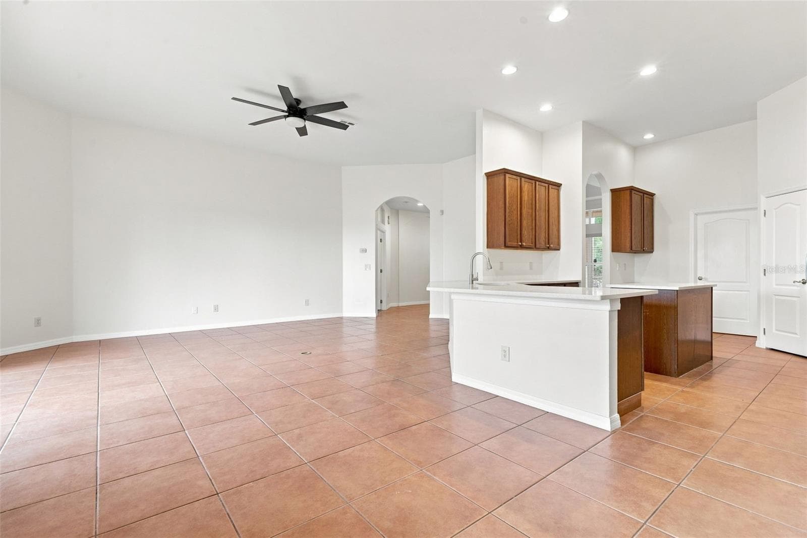 Single Family Residence at 13618 OLD DOCK RD, ORLANDO, photo 23 of 49