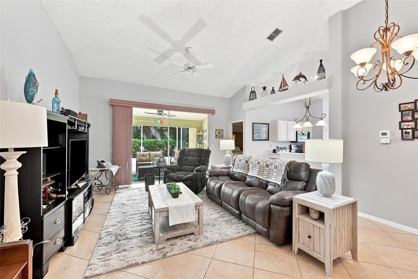 Single Family Residence at 2242 W DEL WEBB BLVD, SUN CITY CENTER, photo 8 of 60