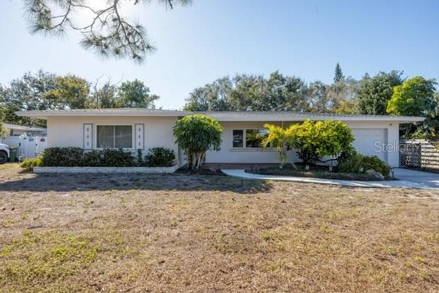 Single Family Residence at 5201 STEVENS DR, SARASOTA, photo 34 of 35