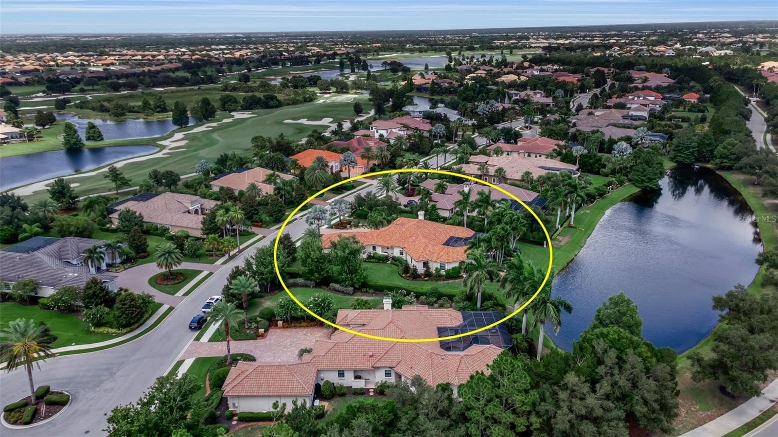 Single Family Residence at 15114 LINN PARK TER, LAKEWOOD RANCH, photo 20 of 94