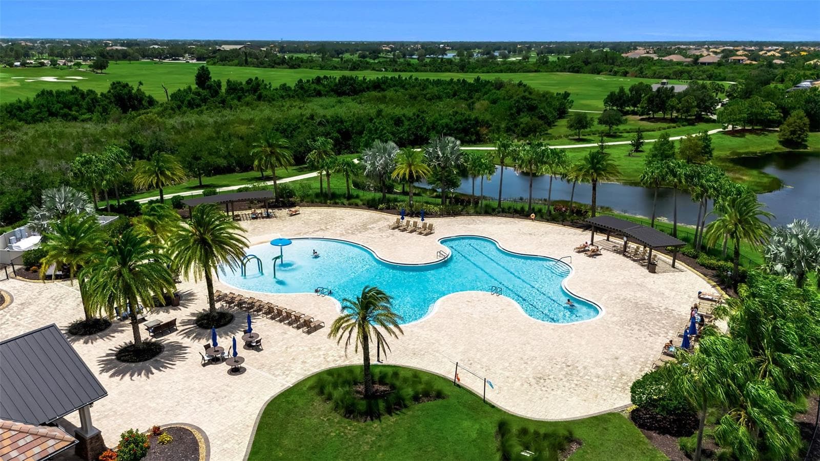 Single Family Residence at 15114 LINN PARK TER, LAKEWOOD RANCH, photo 28 of 94