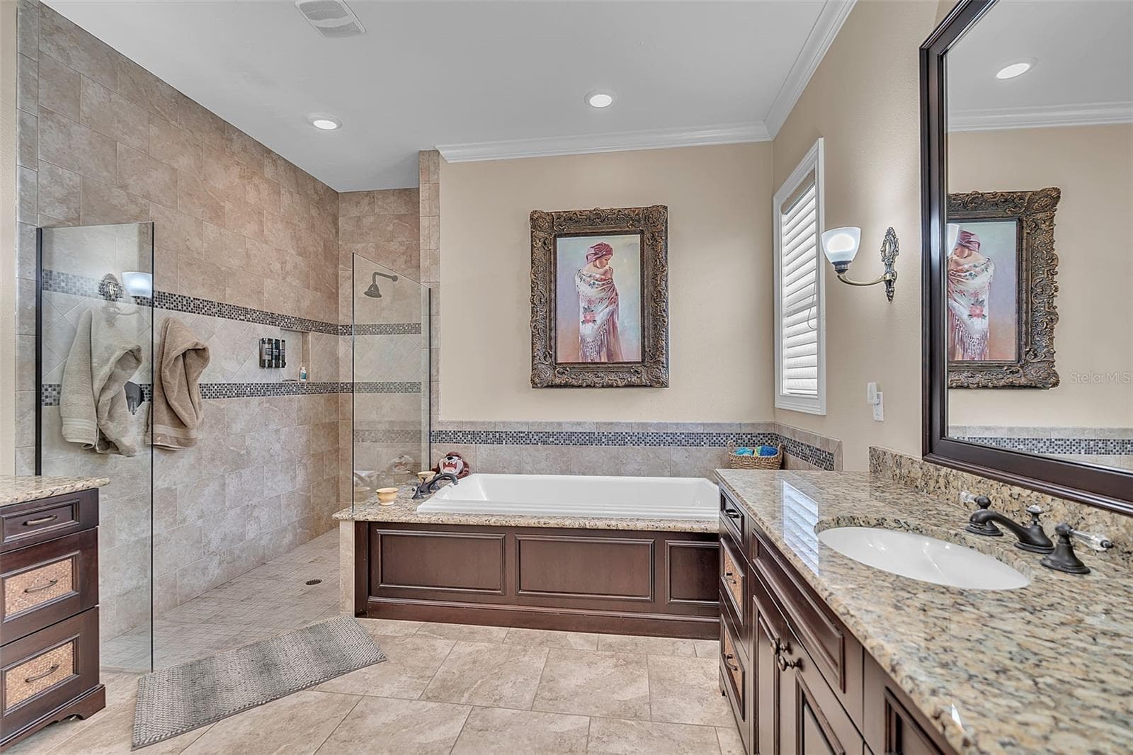 Single Family Residence at 15114 LINN PARK TER, LAKEWOOD RANCH, photo 71 of 94