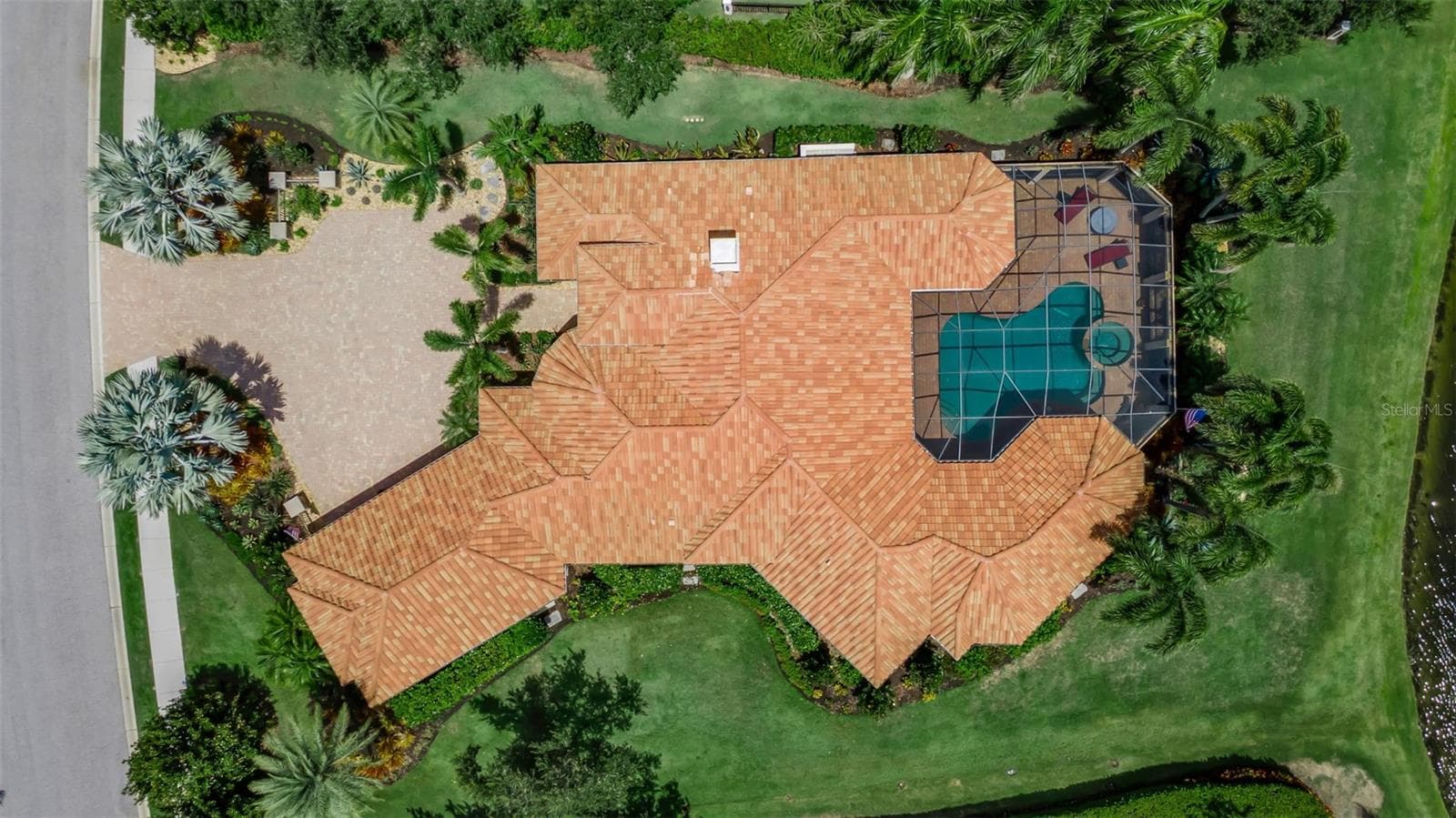 Single Family Residence at 15114 LINN PARK TER, LAKEWOOD RANCH, photo 88 of 94