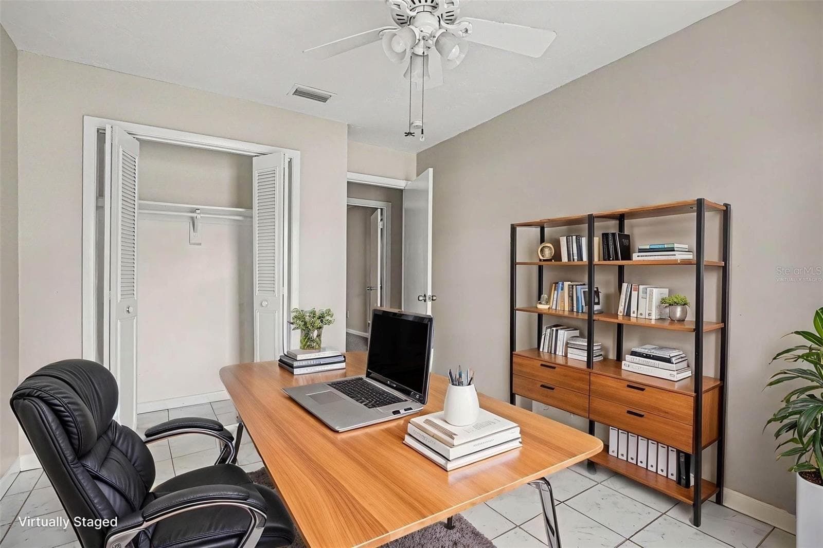 Virtually Staged - 1534 HALLAM CT S, LAKELAND