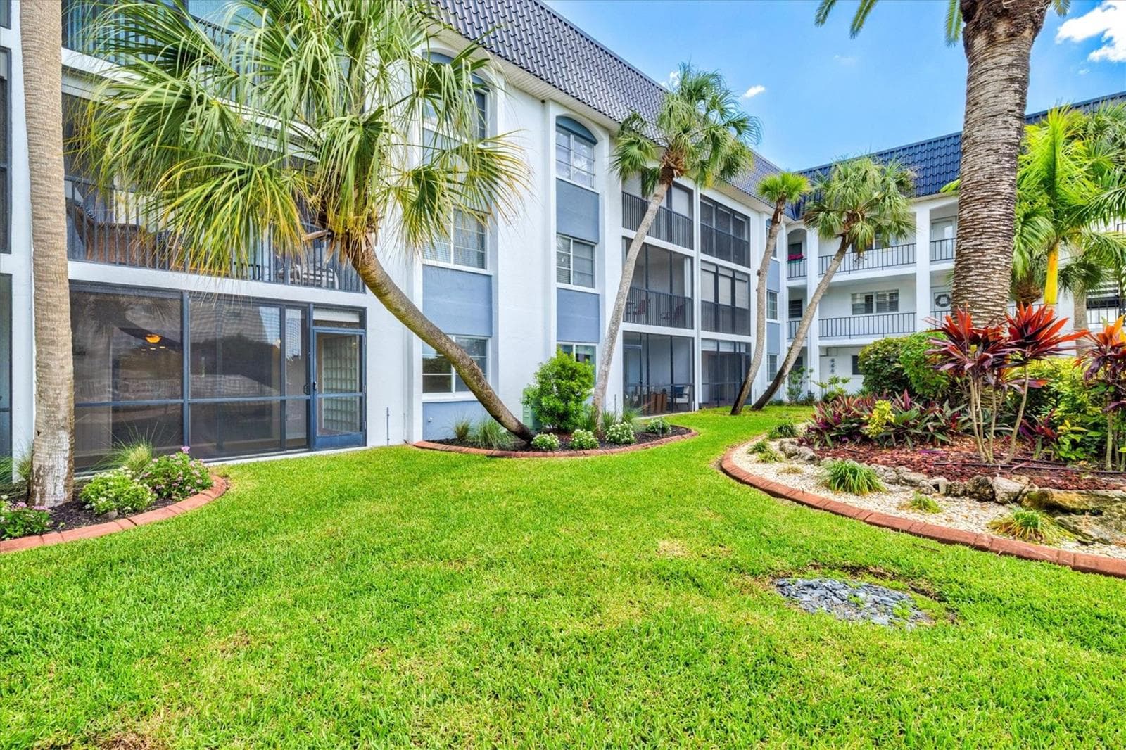 Condominium at 5600 BEACH WAY DR #109, SARASOTA, photo 25 of 41