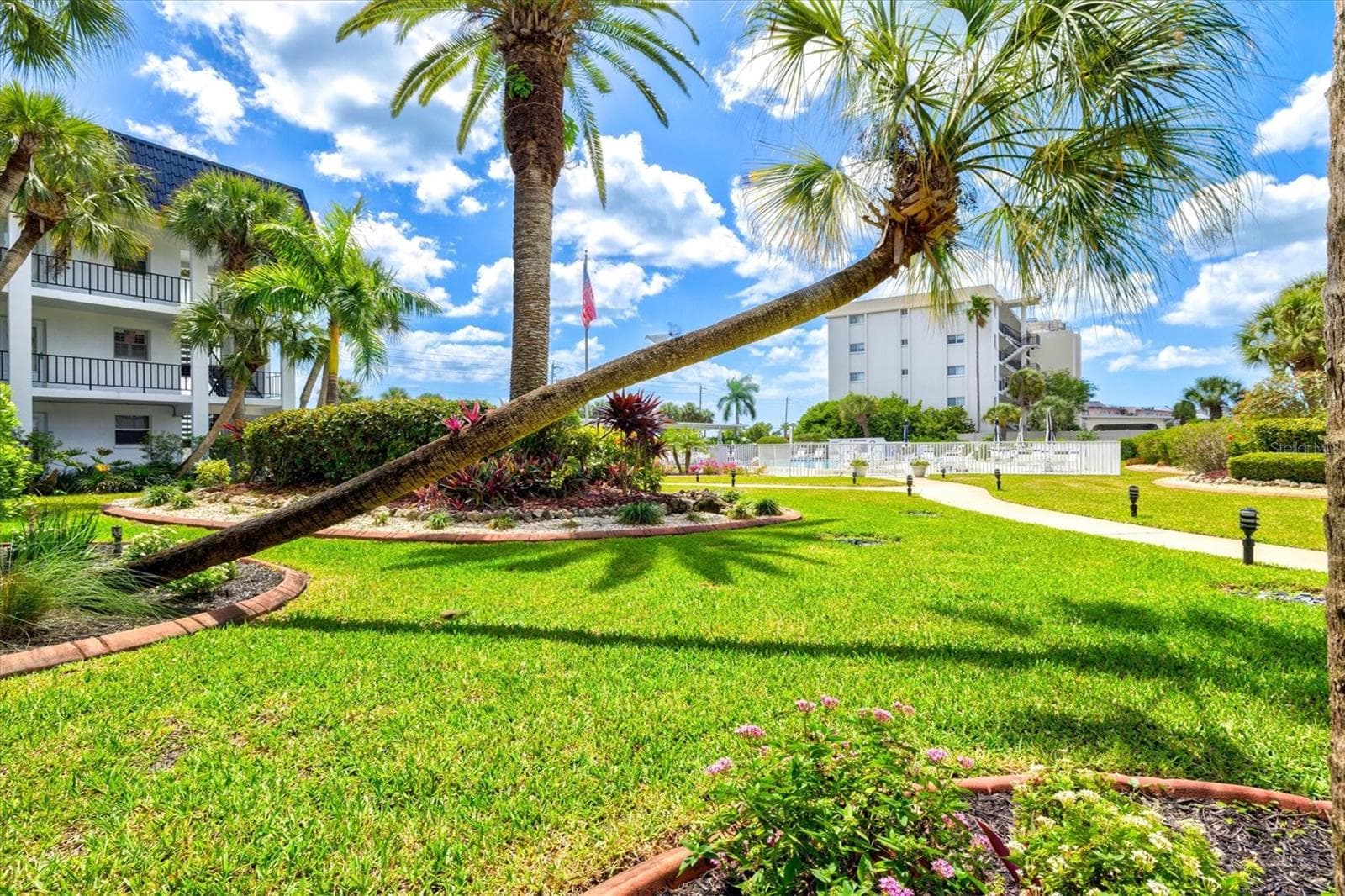 Condominium at 5600 BEACH WAY DR #109, SARASOTA, photo 26 of 41