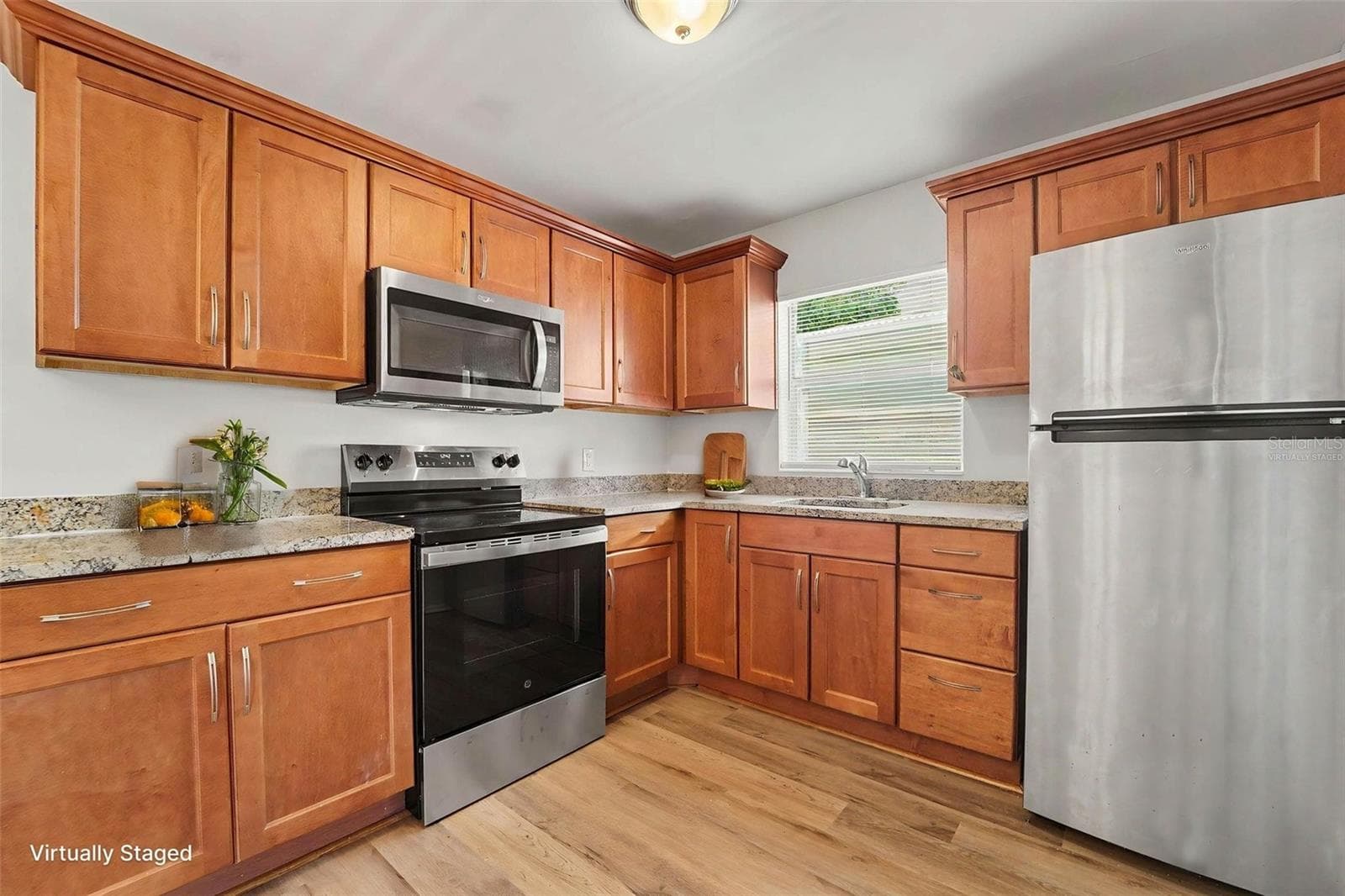 Virtually Staged - 8308 OLEANDER LN, TAMPA