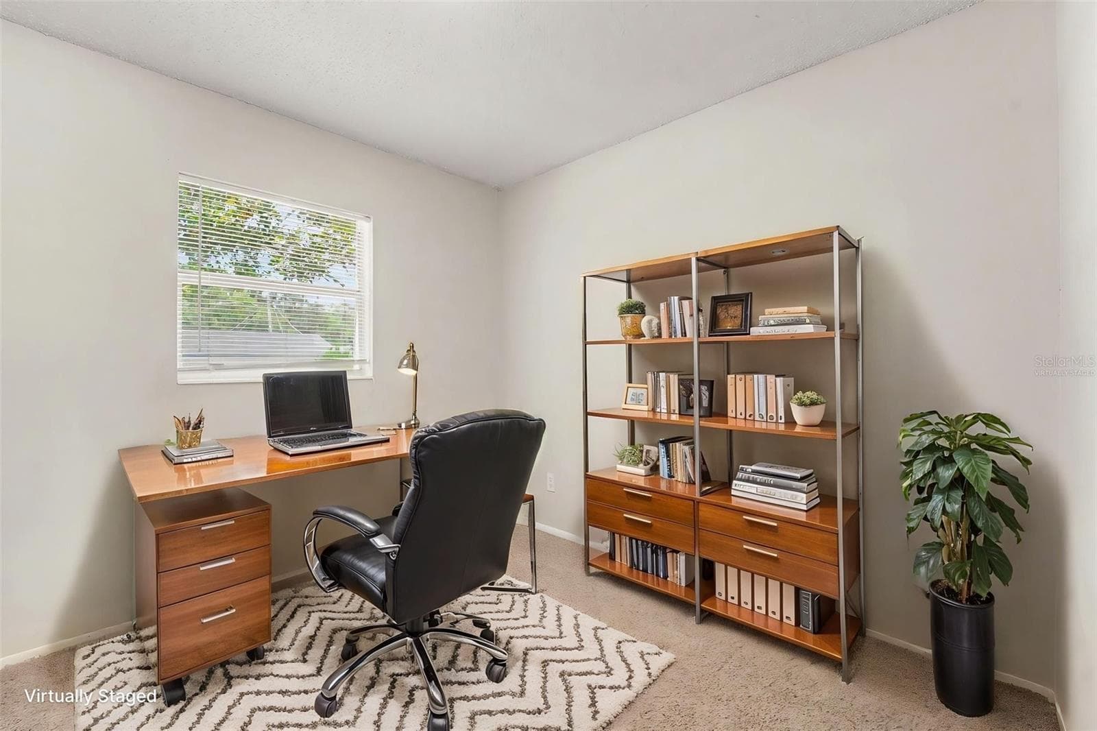 Virtually Staged - 8308 OLEANDER LN, TAMPA