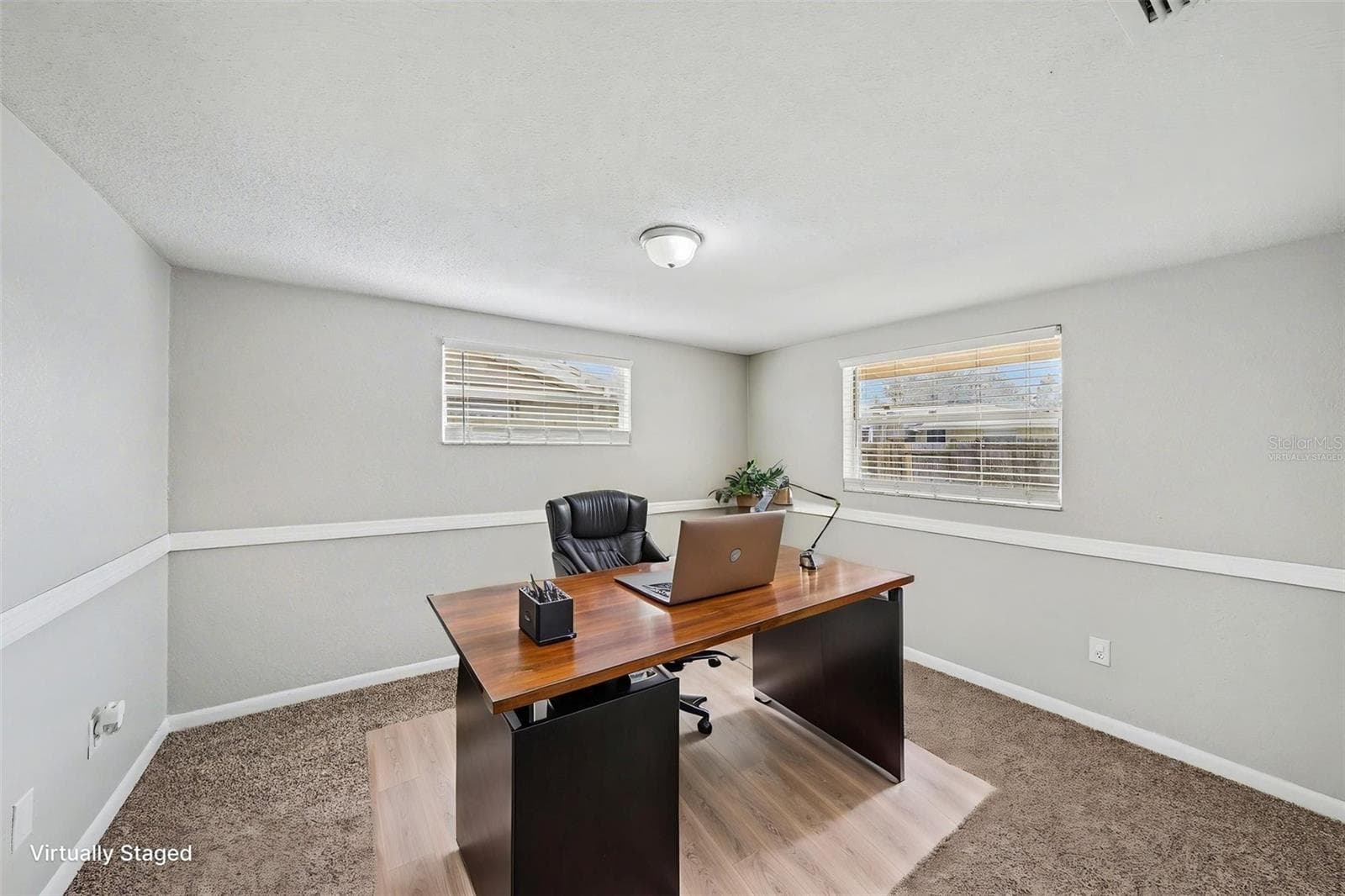 Virtually Staged - 7214 INGLESIDE DR, PORT RICHEY