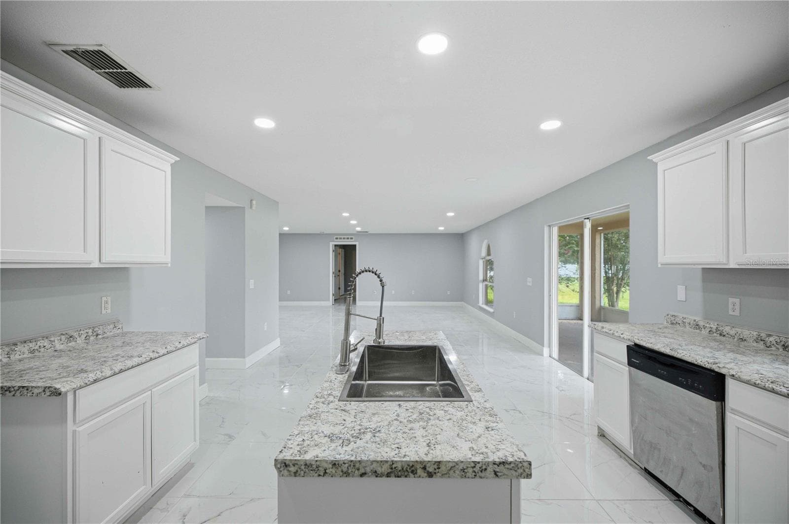 Single Family Residence at 4517 SE 31ST PL, OCALA, photo 7 of 46