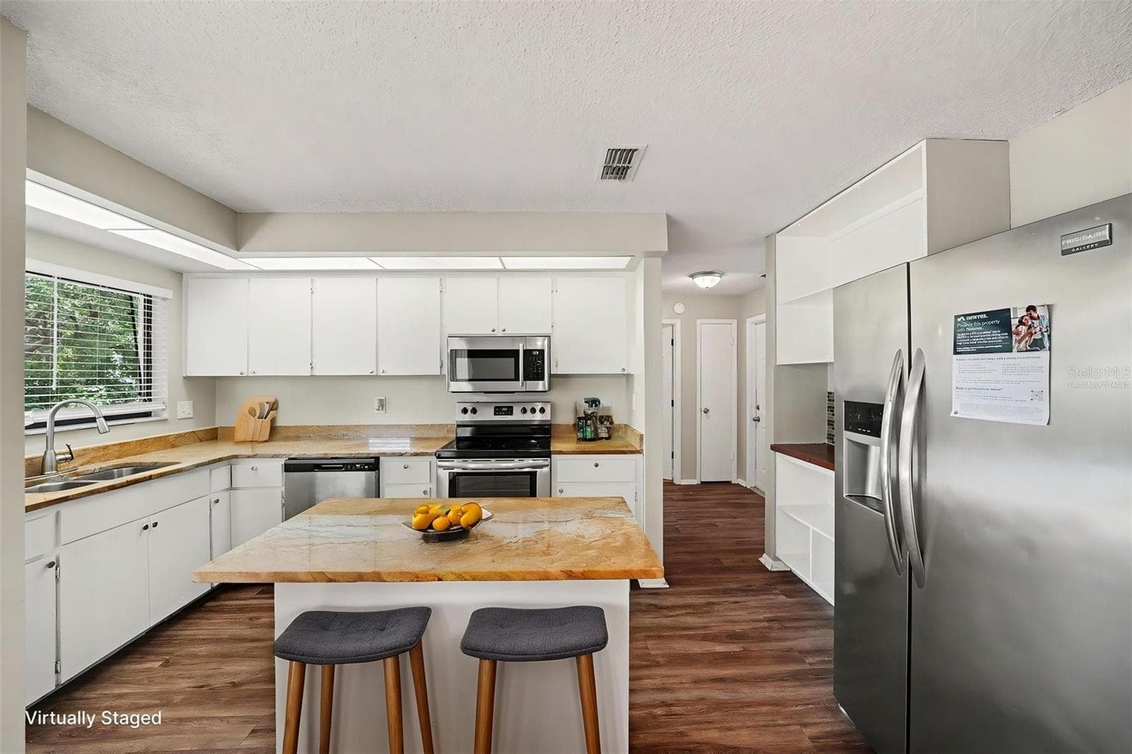 Virtually Staged - 11424 SCALLOP DR, PORT RICHEY