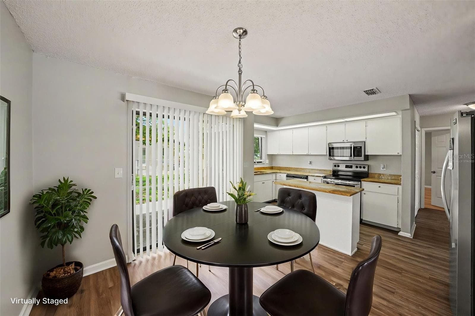 Virtually Staged - 11424 SCALLOP DR, PORT RICHEY