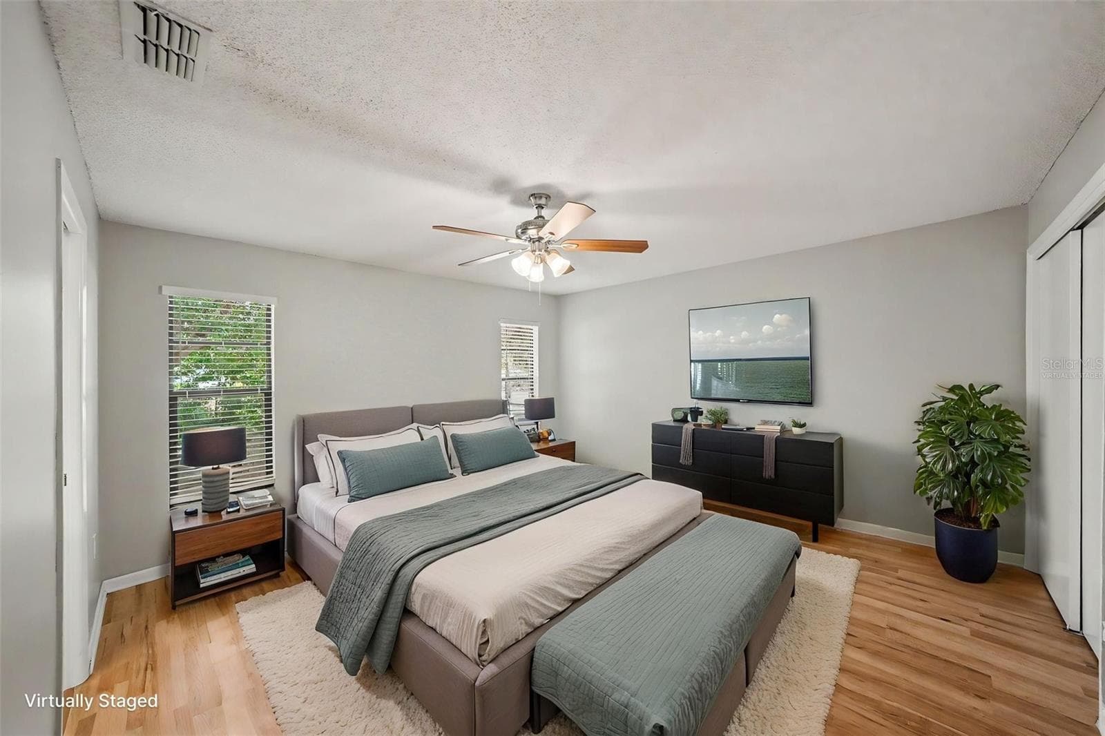 Virtually Staged - 11424 SCALLOP DR, PORT RICHEY