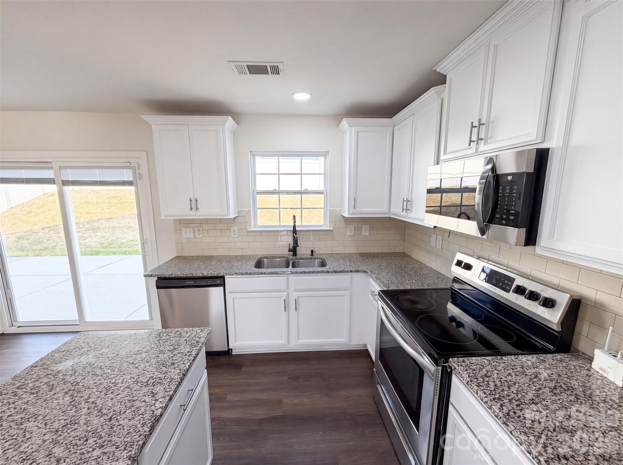 Single Family Residence at 9833 Wardley Drive, Charlotte, photo 13 of 24