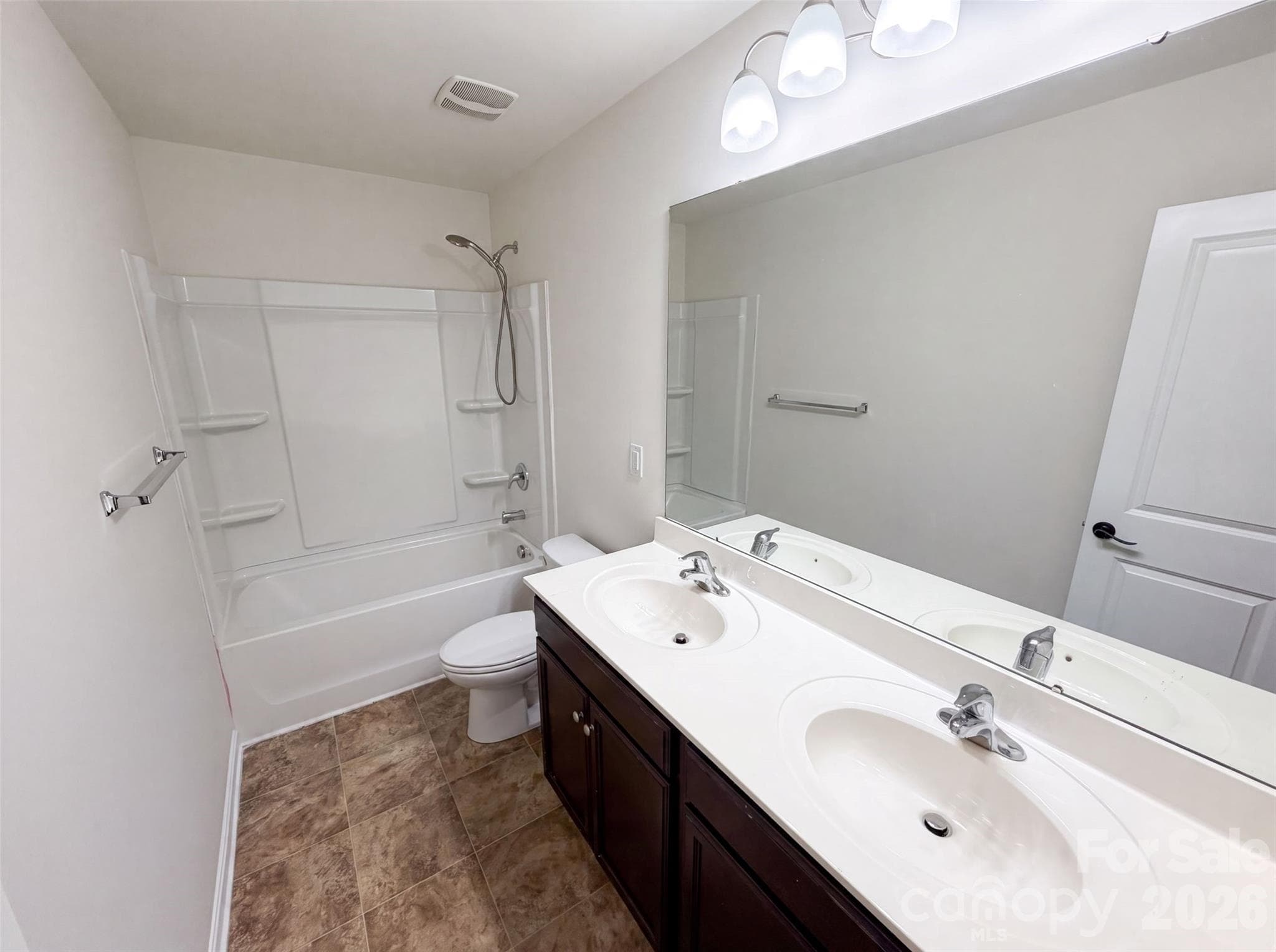 Single Family Residence at 9833 Wardley Drive, Charlotte, photo 17 of 24