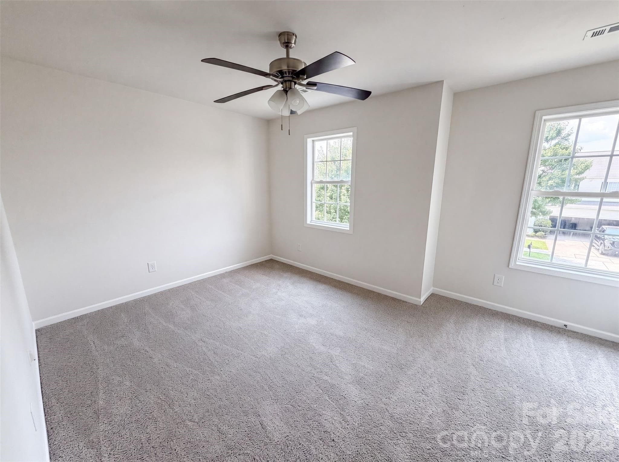 Single Family Residence at 5714 Waverly Lynn Lane, Charlotte, photo 8 of 15