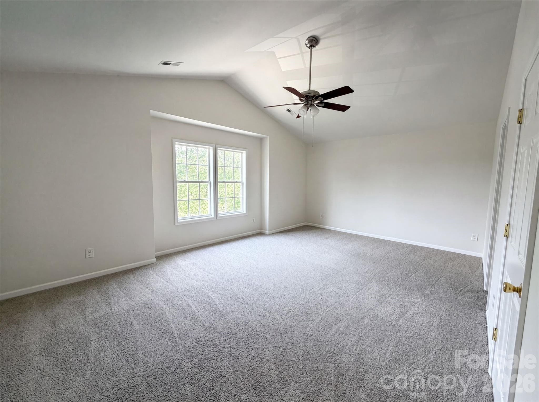Single Family Residence at 5714 Waverly Lynn Lane, Charlotte, photo 11 of 15