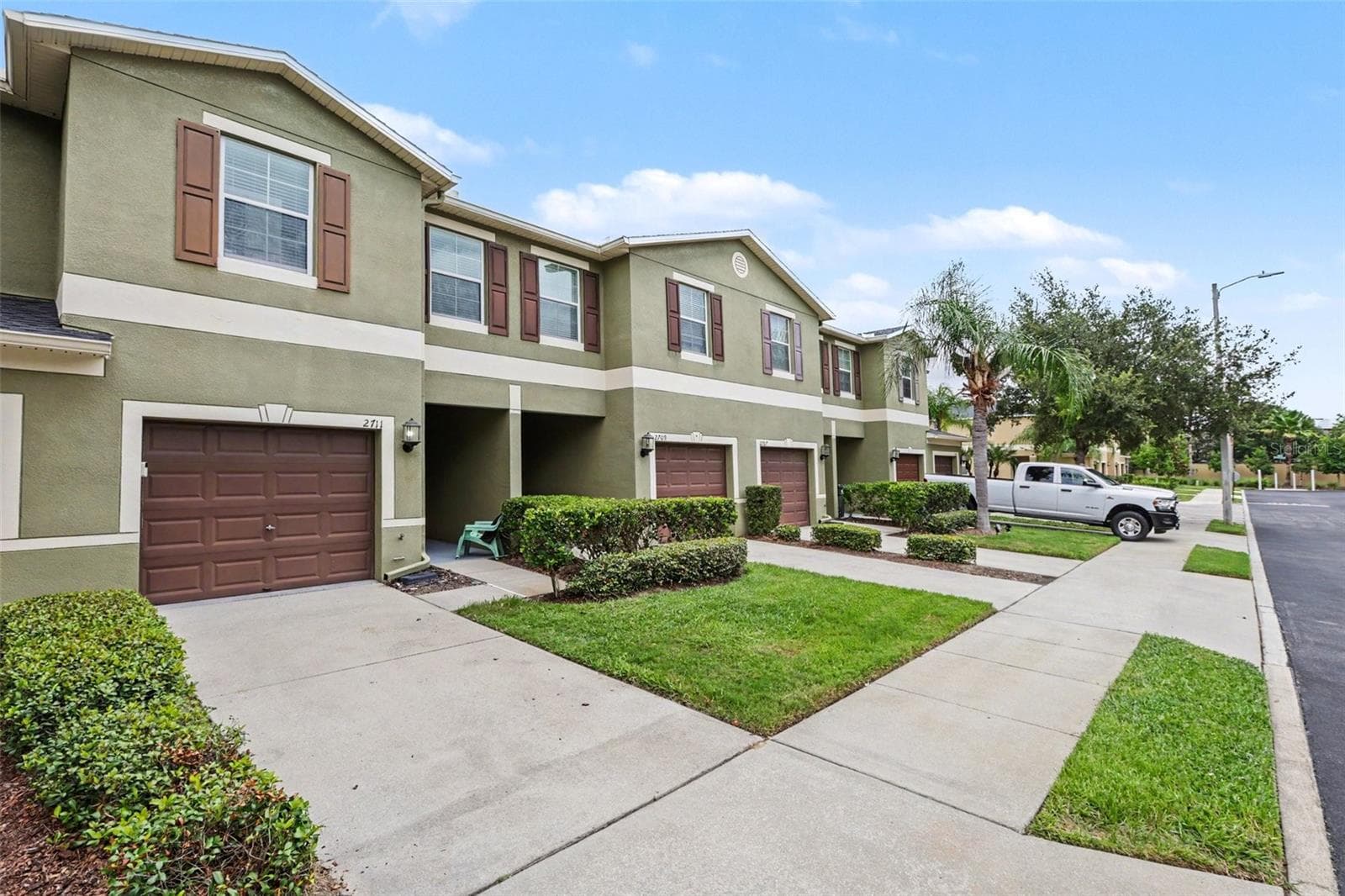 Townhouse at 2711 ISABELLA VALLEY CT, BRANDON, photo 3 of 26