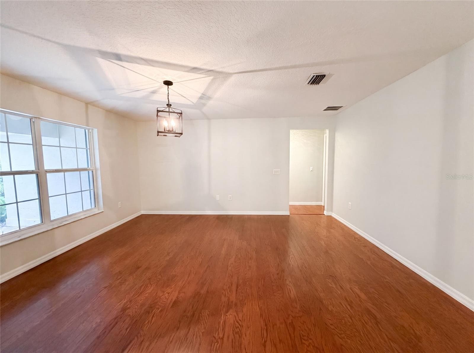 Single Family Residence at 11540 CAMP DR, DUNNELLON, photo 7 of 37