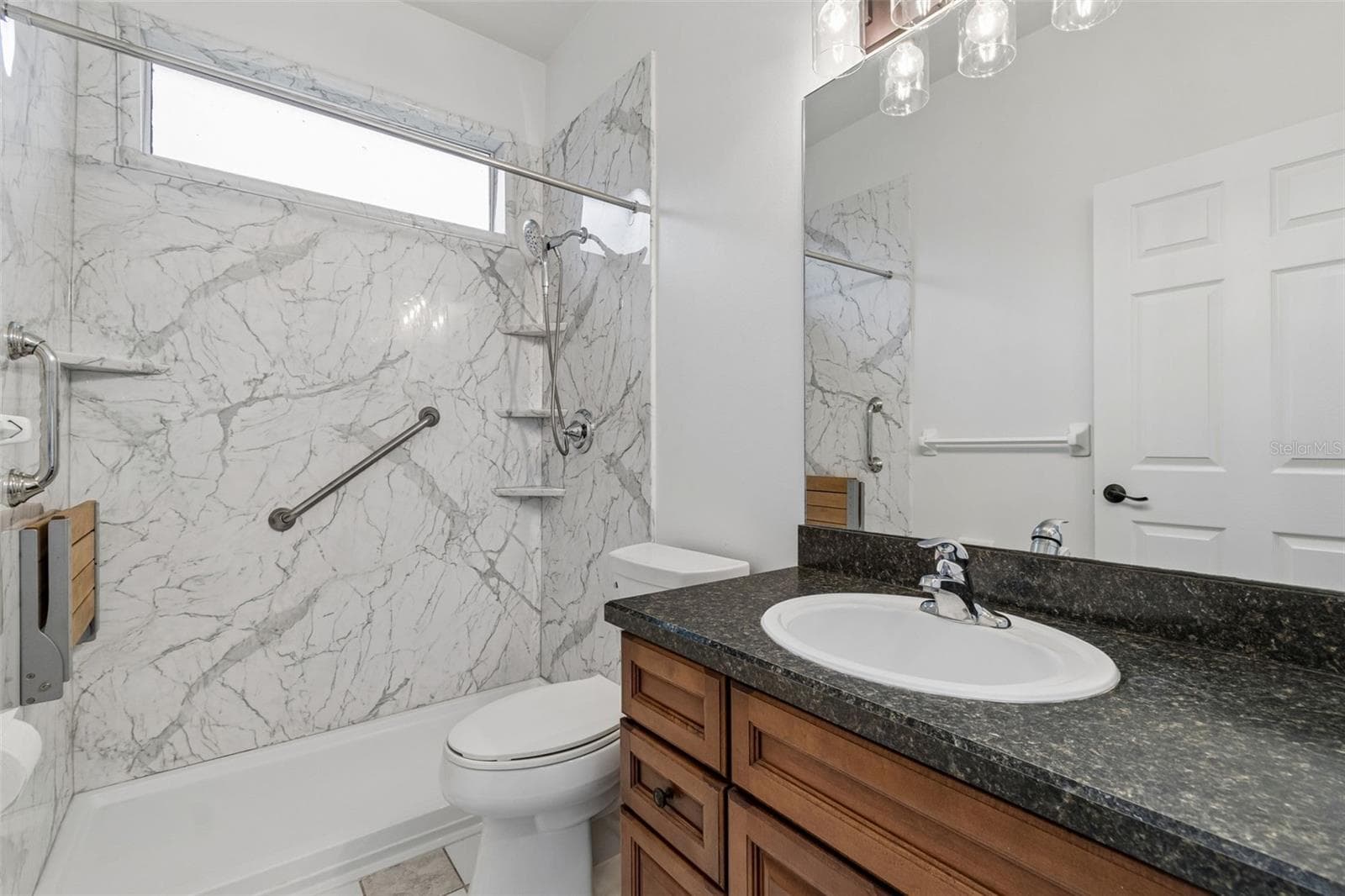 2nd bath - 5306 WATERLEAF CT, VALRICO