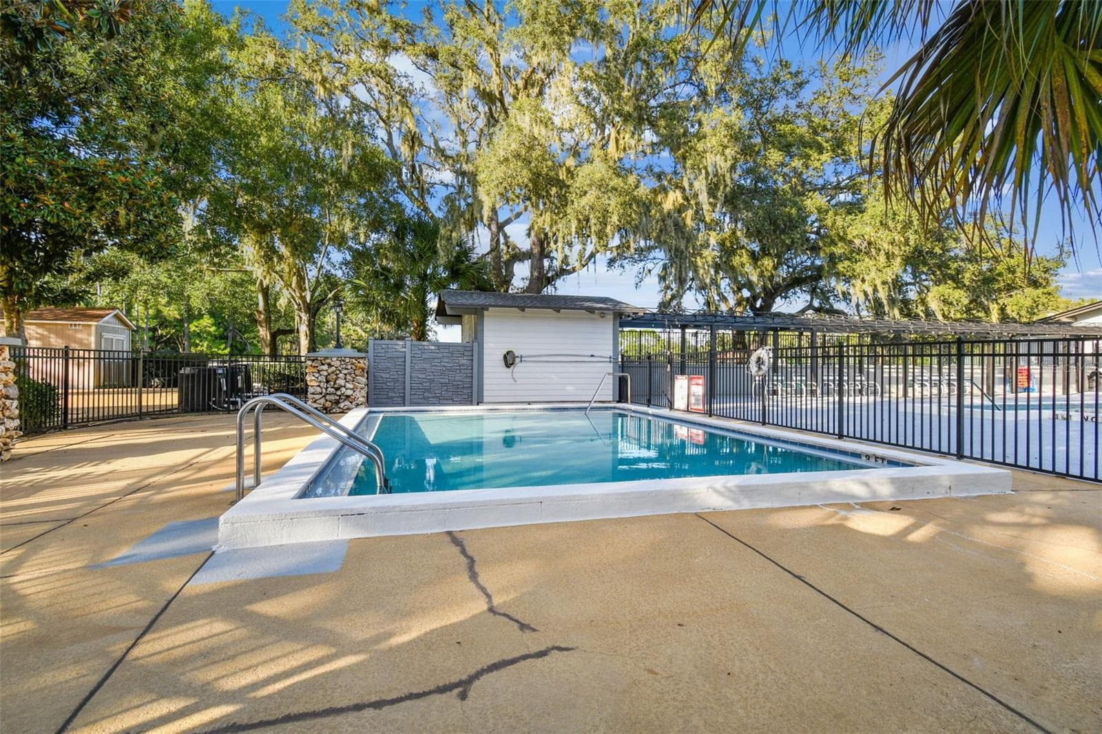 Single Family Residence at 5306 WATERLEAF CT, VALRICO, photo 86 of 96