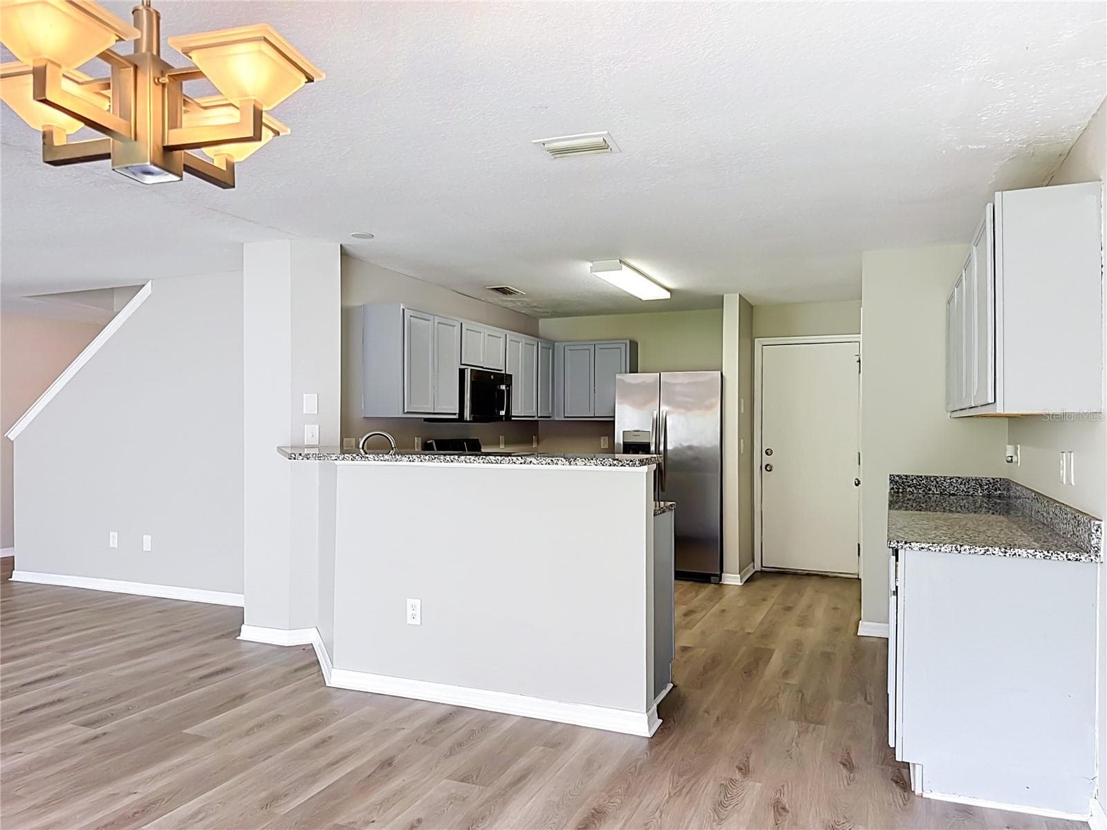 Single Family Residence at 6320 MAGNOLIA TRAILS LN, GIBSONTON, photo 5 of 26