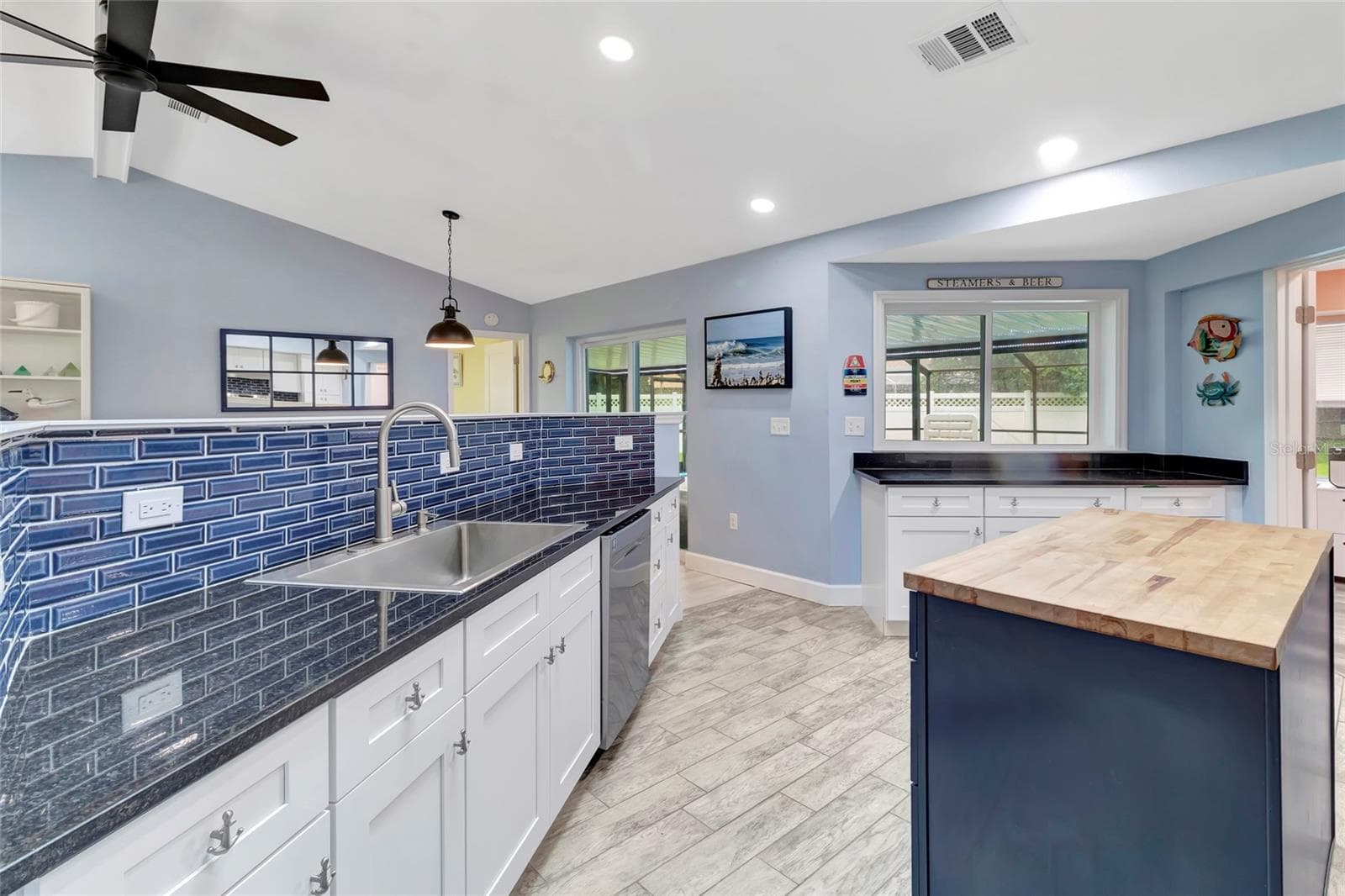Kitchen Island and Granite Counter Top - 5325 ABAGAIL DR, SPRING HILL