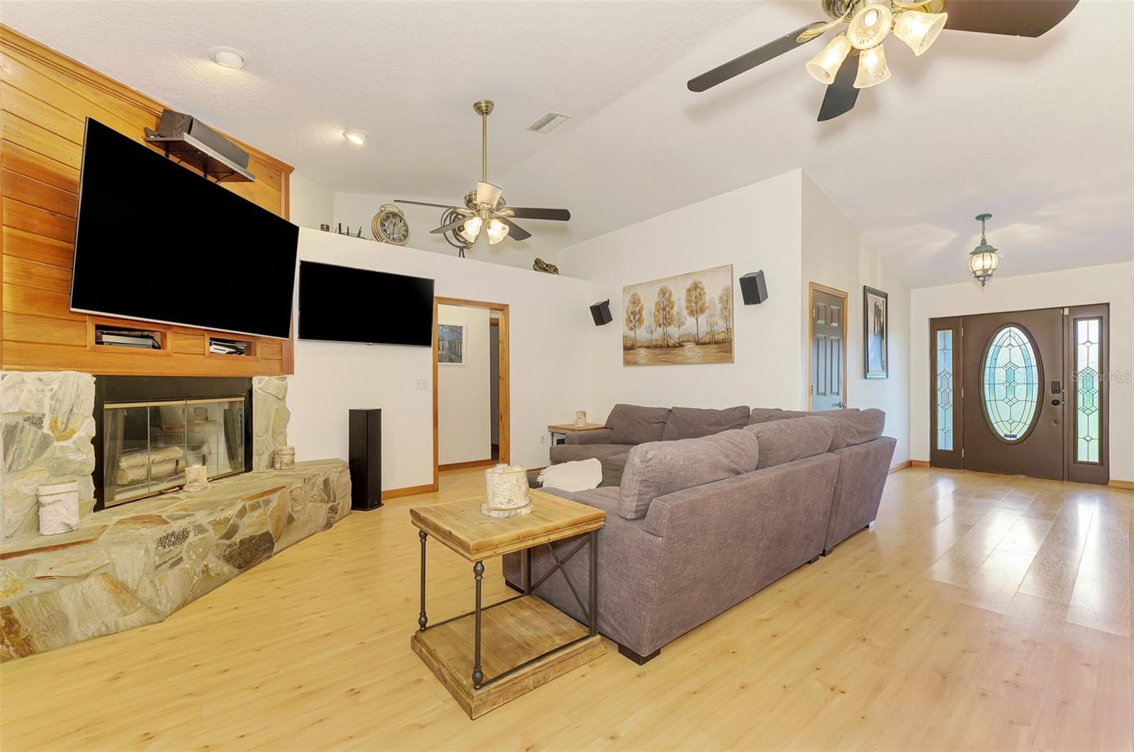 Living room - 4610 403RD ST E, MYAKKA CITY