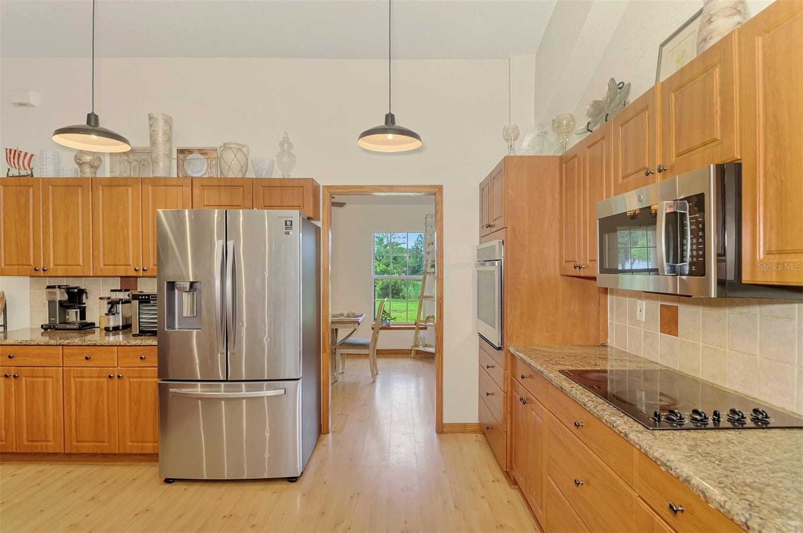 Cooktop & oven & microwave for all your cooking needs - 4610 403RD ST E, MYAKKA CITY