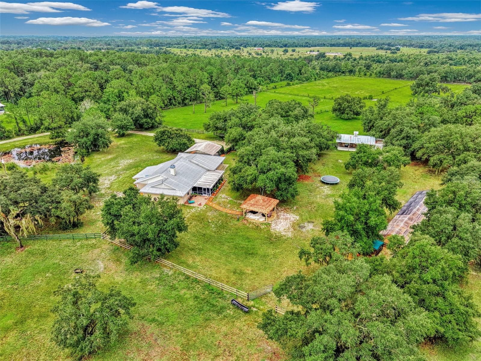 Front exercise area for horses - 4610 403RD ST E, MYAKKA CITY