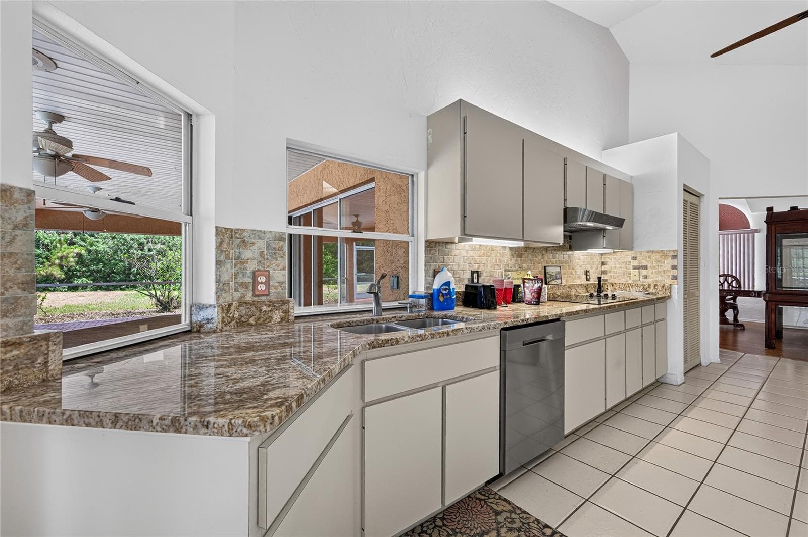 Single Family Residence at 105 JACARANDA BLVD, VENICE, photo 29 of 96