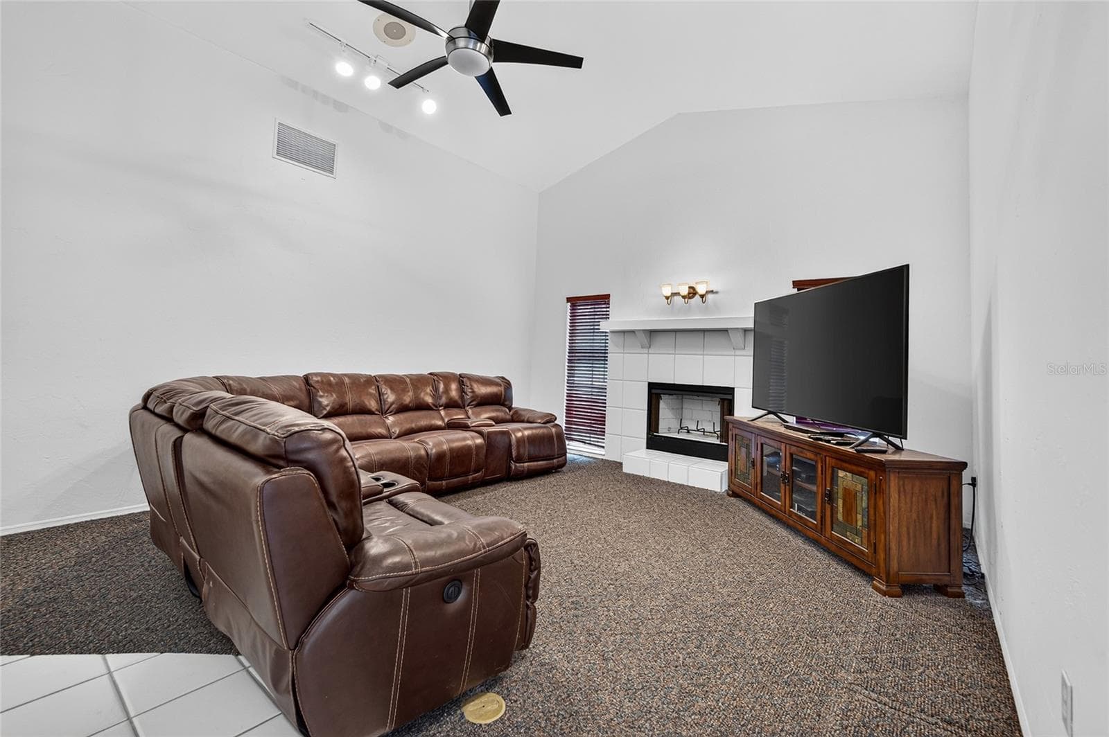 Single Family Residence at 105 JACARANDA BLVD, VENICE, photo 30 of 96