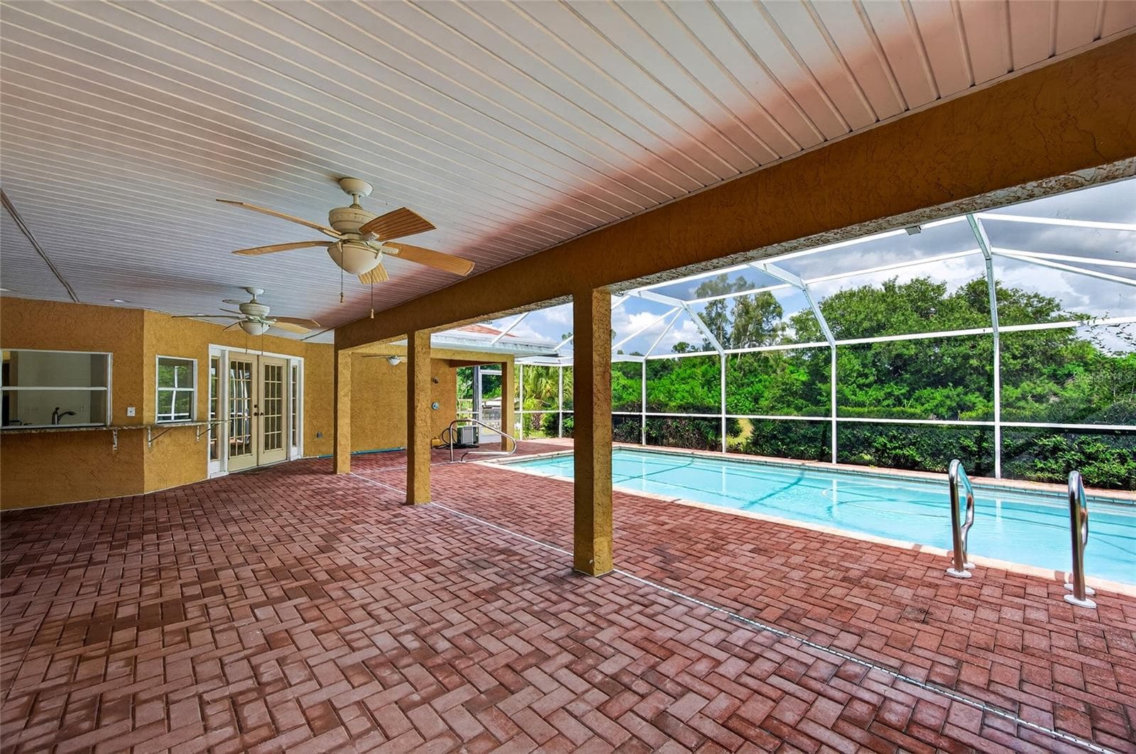 Single Family Residence at 105 JACARANDA BLVD, VENICE, photo 44 of 96