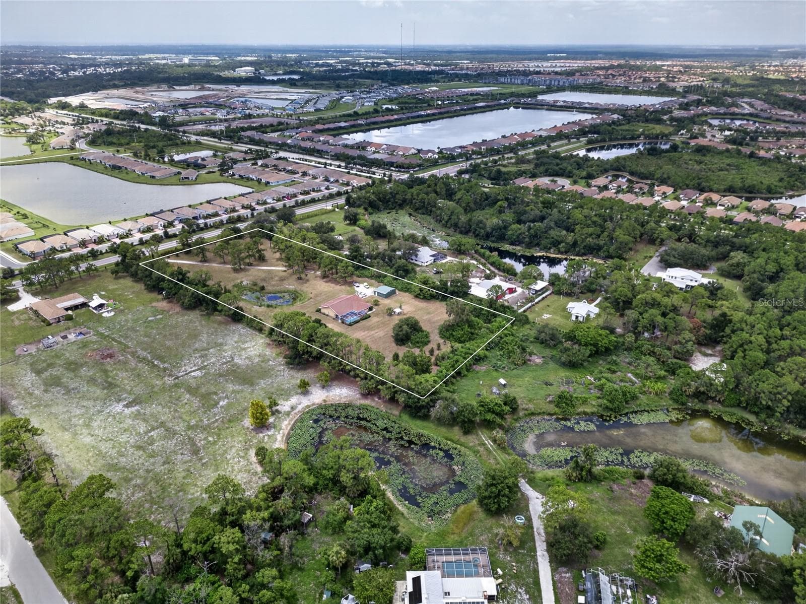Single Family Residence at 105 JACARANDA BLVD, VENICE, photo 80 of 96