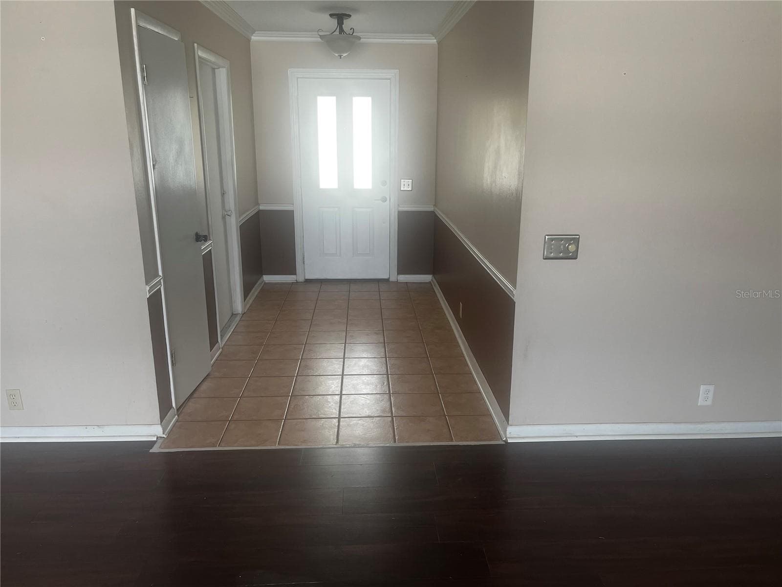 Single Family Residence at 108 LAGOON RD, WINTER HAVEN, photo 2 of 23