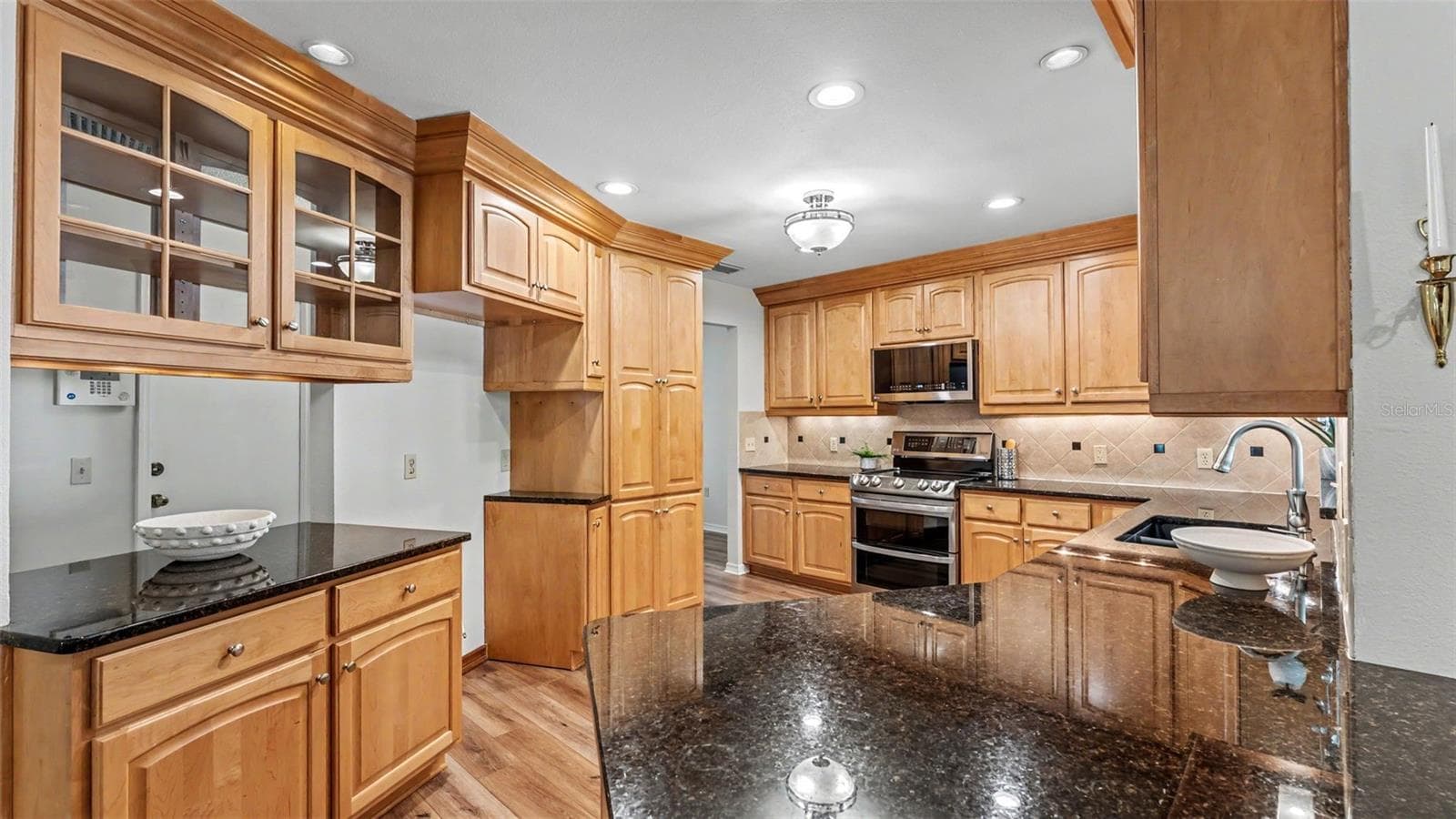 Single Family Residence at 4765 HIGHLANDS PLACE CIR, LAKELAND, photo 9 of 57