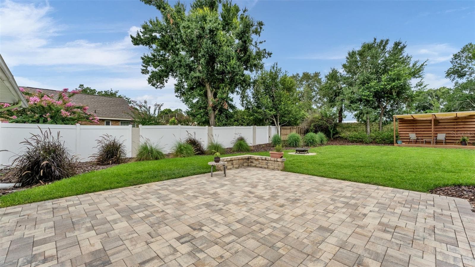 oversized paver patio - 4765 HIGHLANDS PLACE CIR, LAKELAND