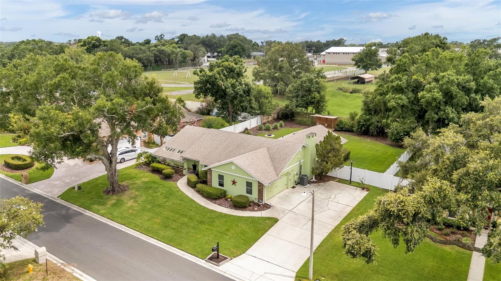 no direct rear neighbors - 4765 HIGHLANDS PLACE CIR, LAKELAND