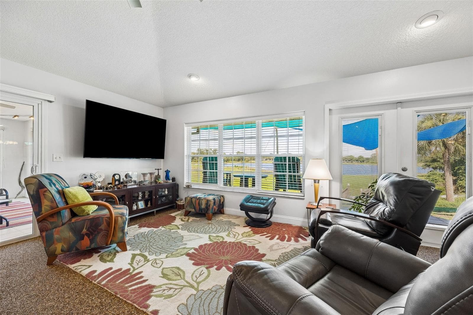 Lead To The Great Room With A View Of The Lake - 107 EAGLES NEST LN, CRESCENT CITY