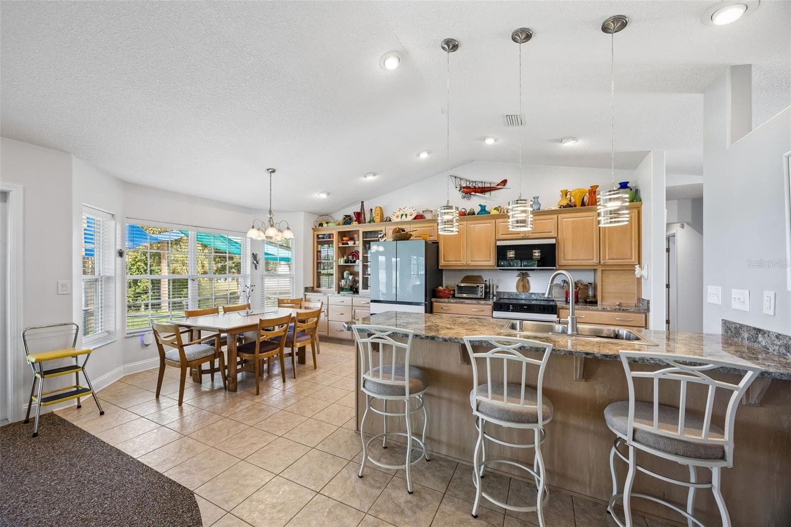 Complete With Breakfast Bar - 107 EAGLES NEST LN, CRESCENT CITY