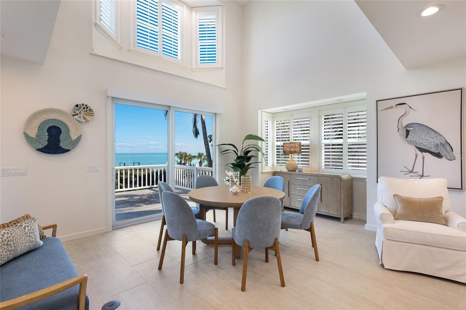 House is virtually staged - 585 BUTTONWOOD BAY DR, BOCA GRANDE