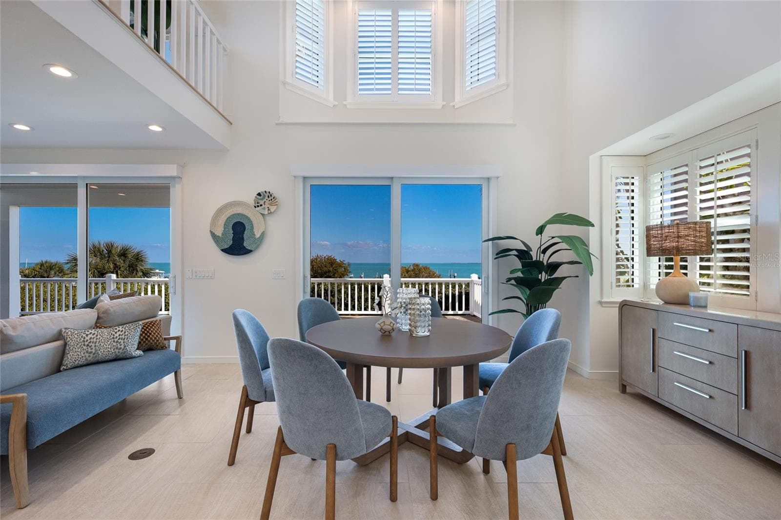 House is virtually staged - 585 BUTTONWOOD BAY DR, BOCA GRANDE