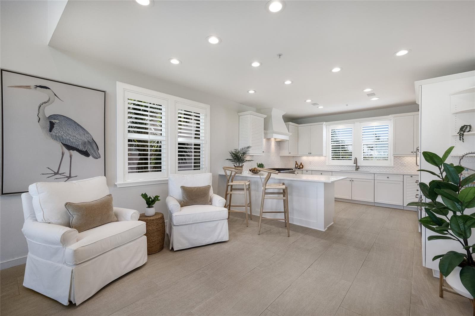 House is virtually staged - 585 BUTTONWOOD BAY DR, BOCA GRANDE