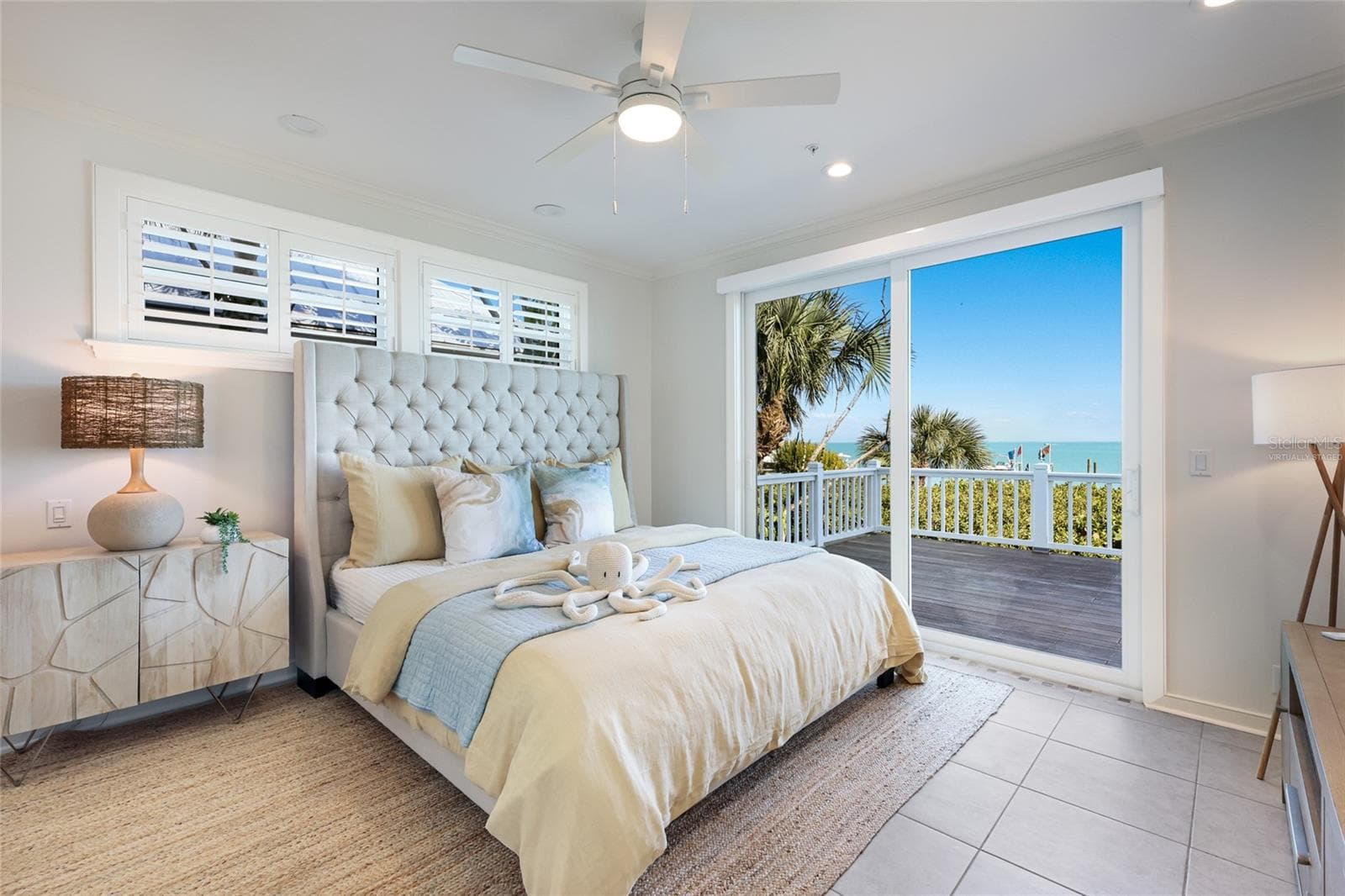 House is virtually staged - 585 BUTTONWOOD BAY DR, BOCA GRANDE