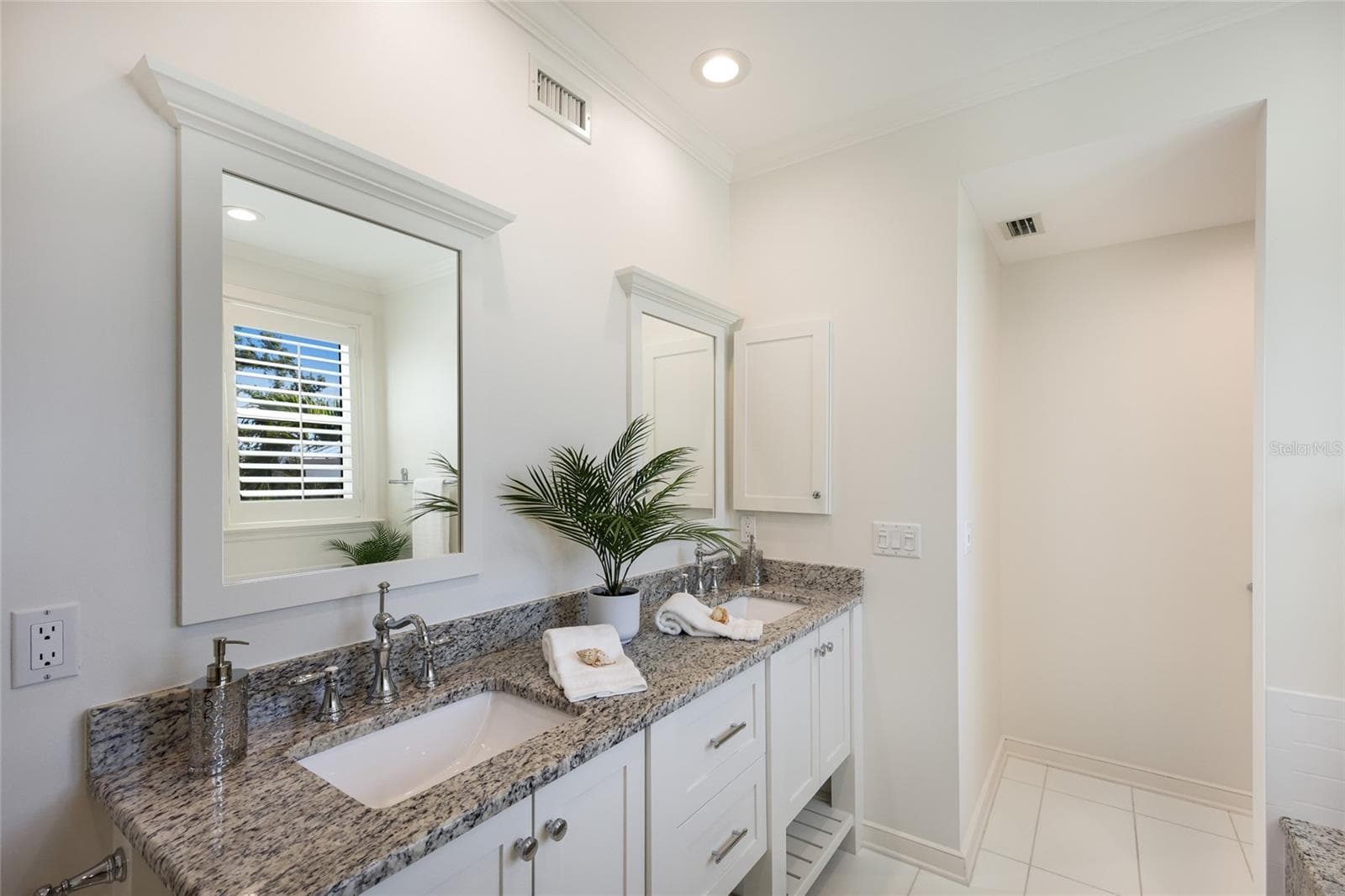 Single Family Residence at 585 BUTTONWOOD BAY DR, BOCA GRANDE, photo 23 of 70