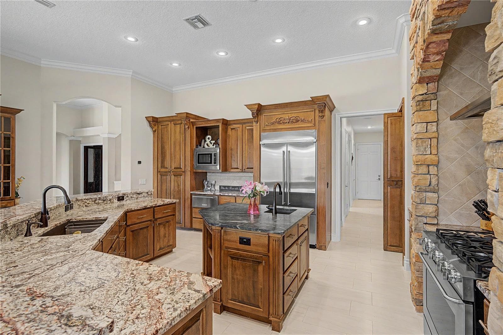 Single Family Residence at 1306 PLAYMOOR DR, PALM HARBOR, photo 16 of 100